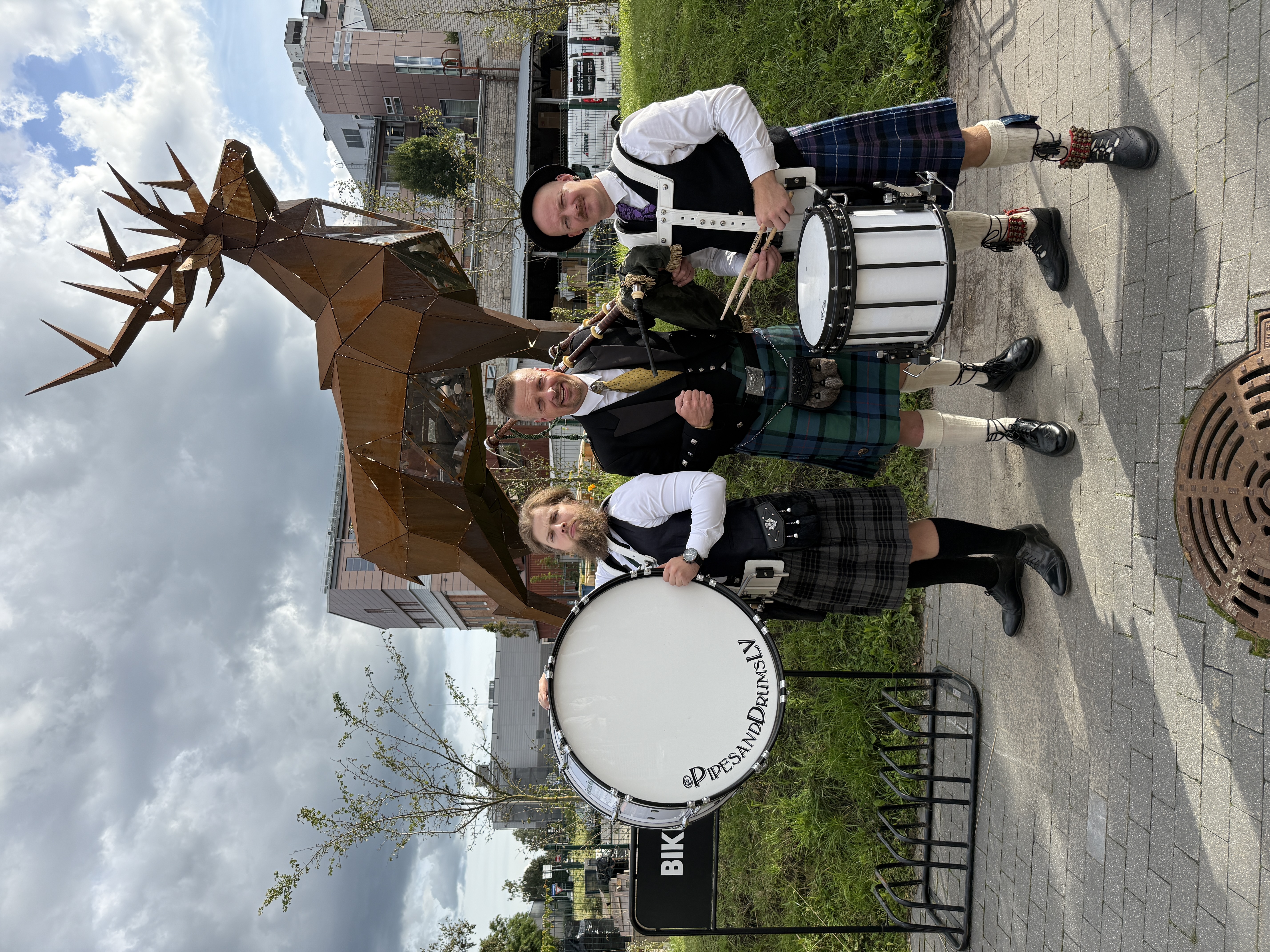 Live music performance PIPES&DRUMS